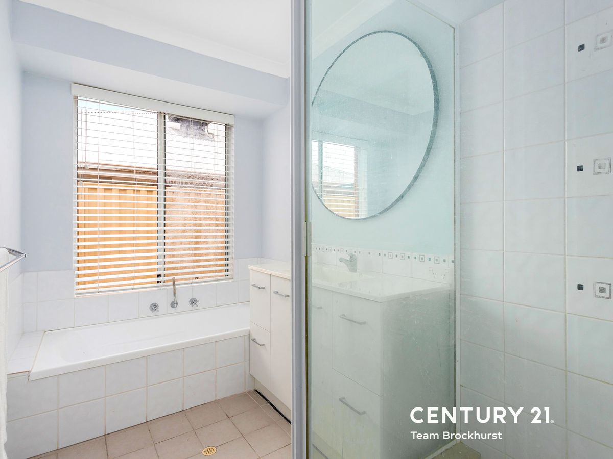 21 Pomera Drive, Byford