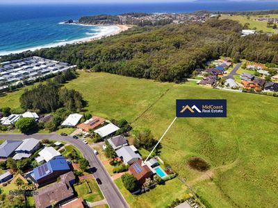 35 Hope Street, Red Head