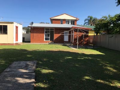 15 The Esplanade, Oak Flats