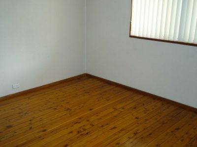 8 Woodlawn Avenue, Burrill Lake