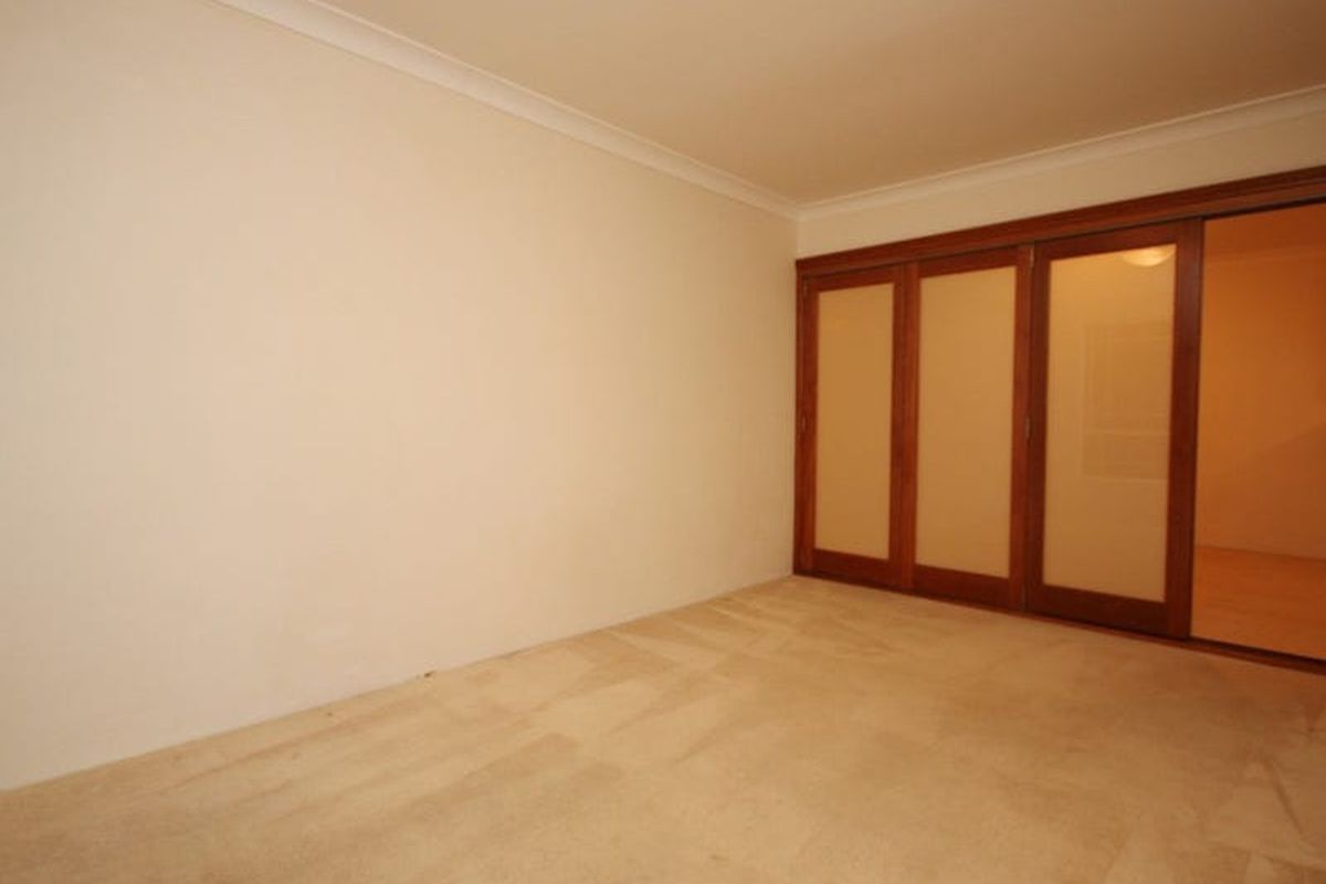 7 / 8-12 Hornsey Road, Homebush West