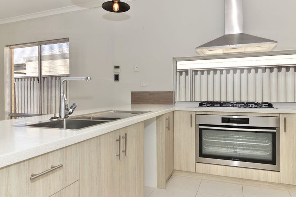 8 Saxon Lane, Baldivis