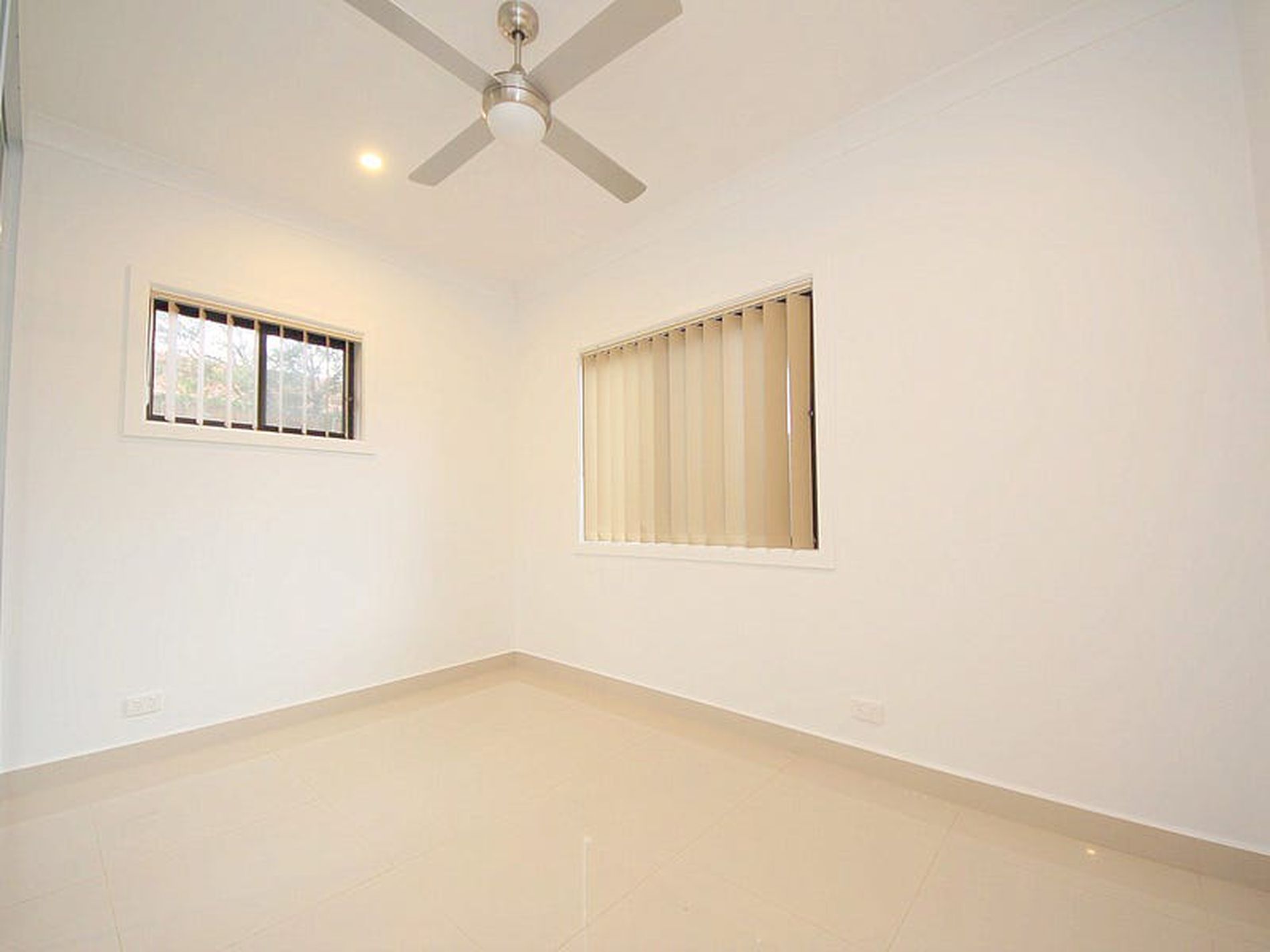 18A Defoe Street, Wiley Park