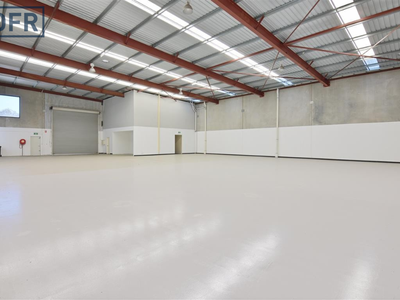1 / 70 Discovery Drive, Bibra Lake