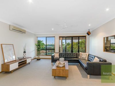 48 Monaro Circuit, Mount Louisa