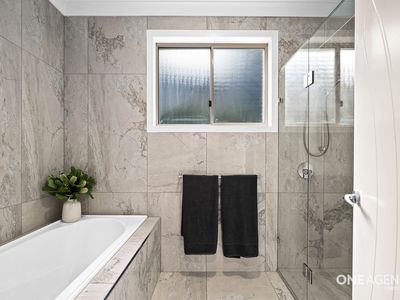 14 Seanna Place, Brookwater