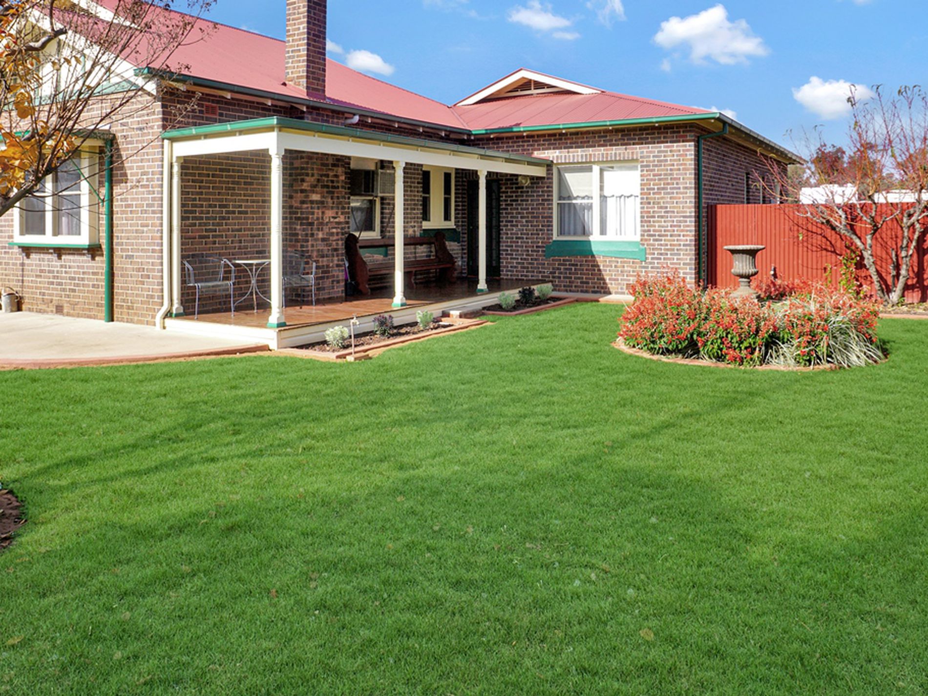 6 Main Street, West Wyalong