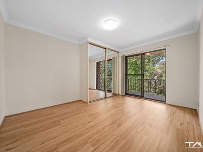 4/16 Railway Parade, Westmead