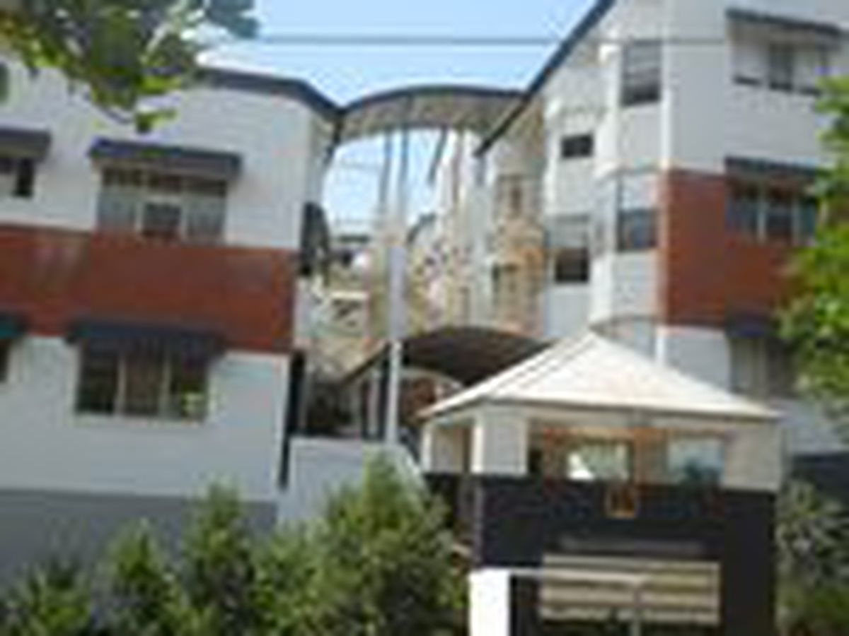 13 / 15 Clarence Road, Indooroopilly