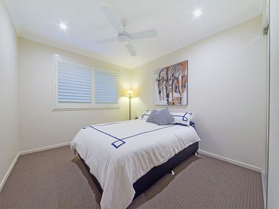 121 Ropley Road, Wynnum West