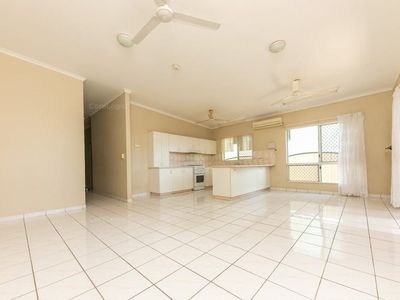 1 / 1 Merriak Court, Gray