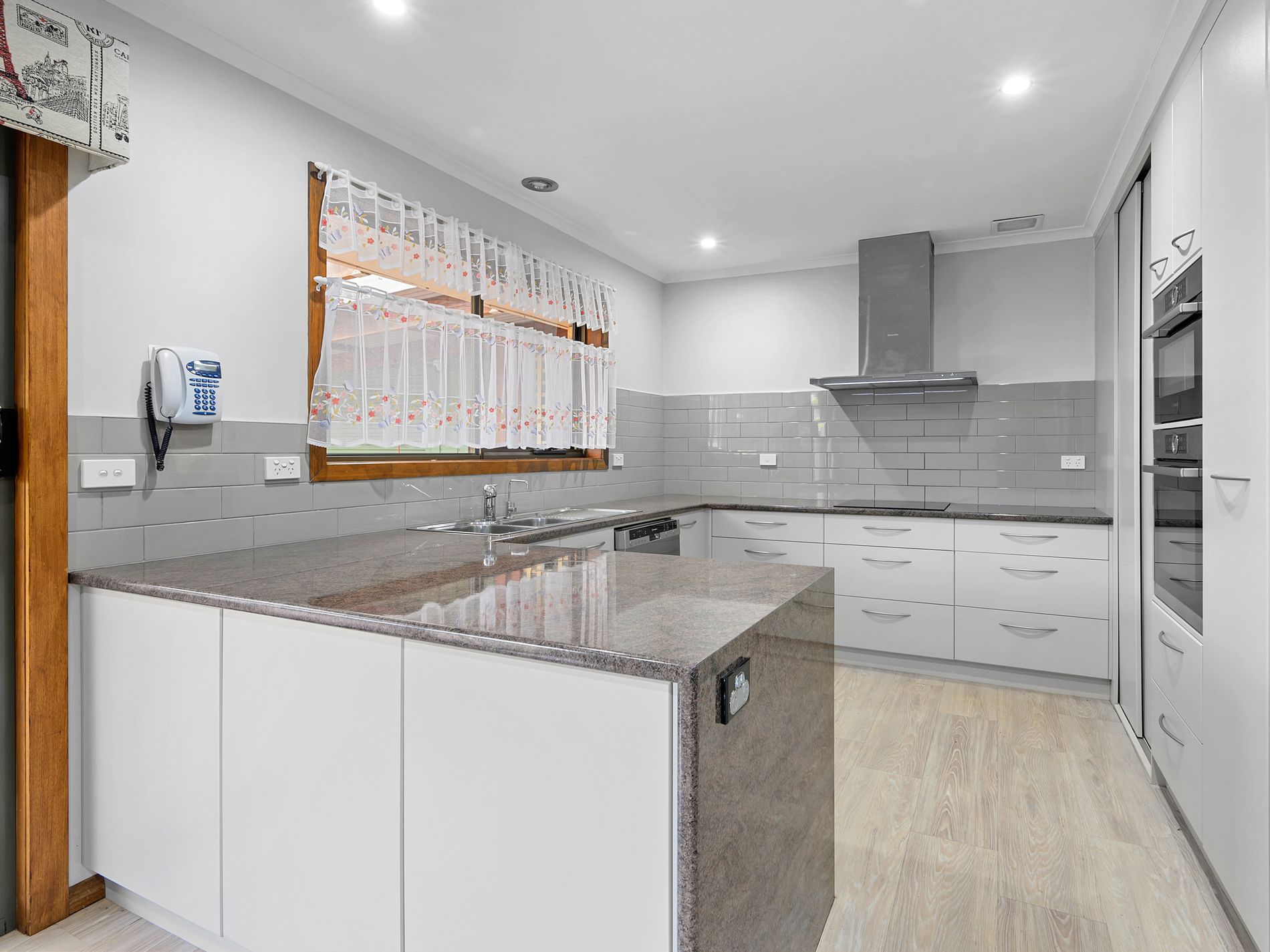 33 Freestone Crescent, Wynyard