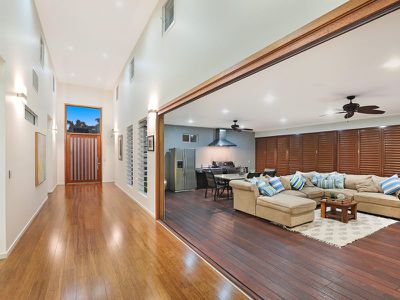 15 Oak Court, Minyama