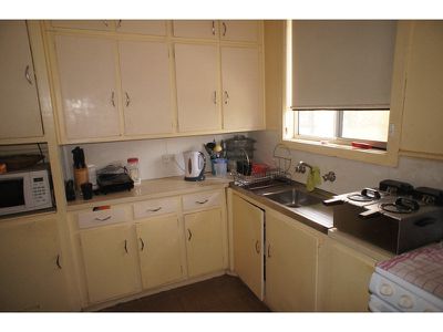 3 Watts Street, Horsham