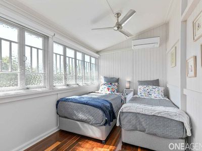 10 Guard Street, Urangan