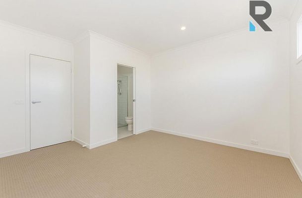 4 Toombal Place, Craigieburn