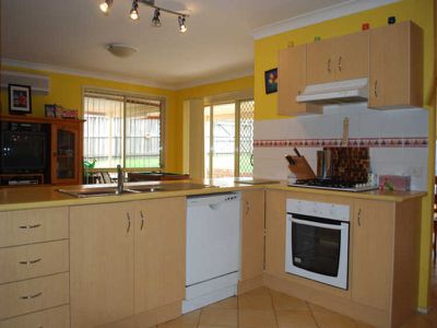 18 Glengarry Way, Horsley