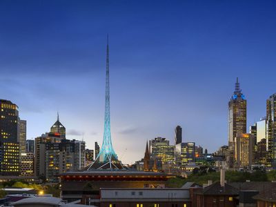 808 / 250 Saint Kilda Road, Southbank