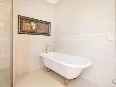 2 Jade Place, Bodalla