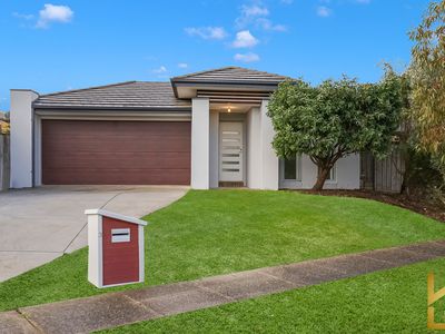 3 Tenax Walk, Manor Lakes