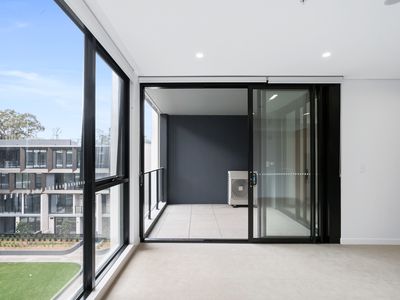 327 / 21 Dawes Avenue, Castle Hill