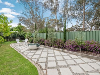 10 Saxby Drive, Strathfieldsaye