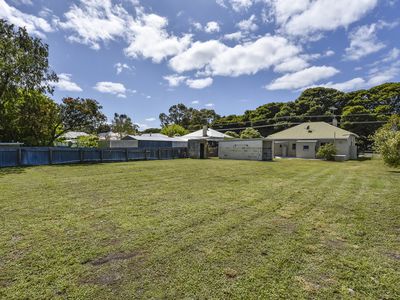 19 Adelaide Road, Millicent