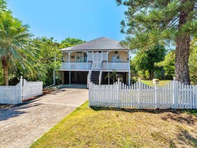 11 Burton Street, North Booval