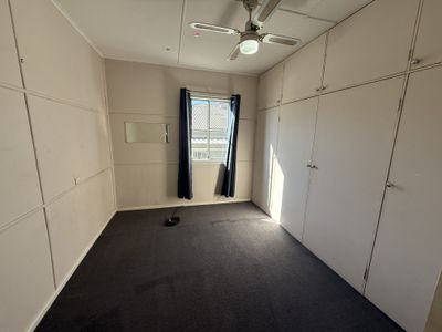 12 Howard Street, Parkes