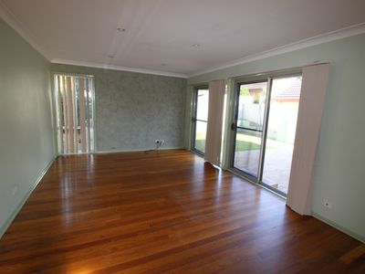 2 / 3-5 Summerfield Place, Barrack Heights