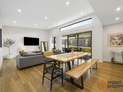 17 Alistair Knox Terrace, Taylor