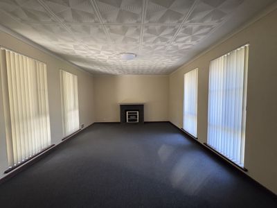 13 Scole Place, Huntingdale