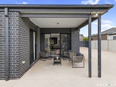 8 Magpie Street, Brookfield