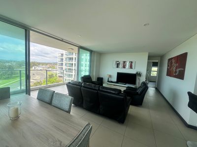 402 / 3 Grand Court, Fairy Meadow