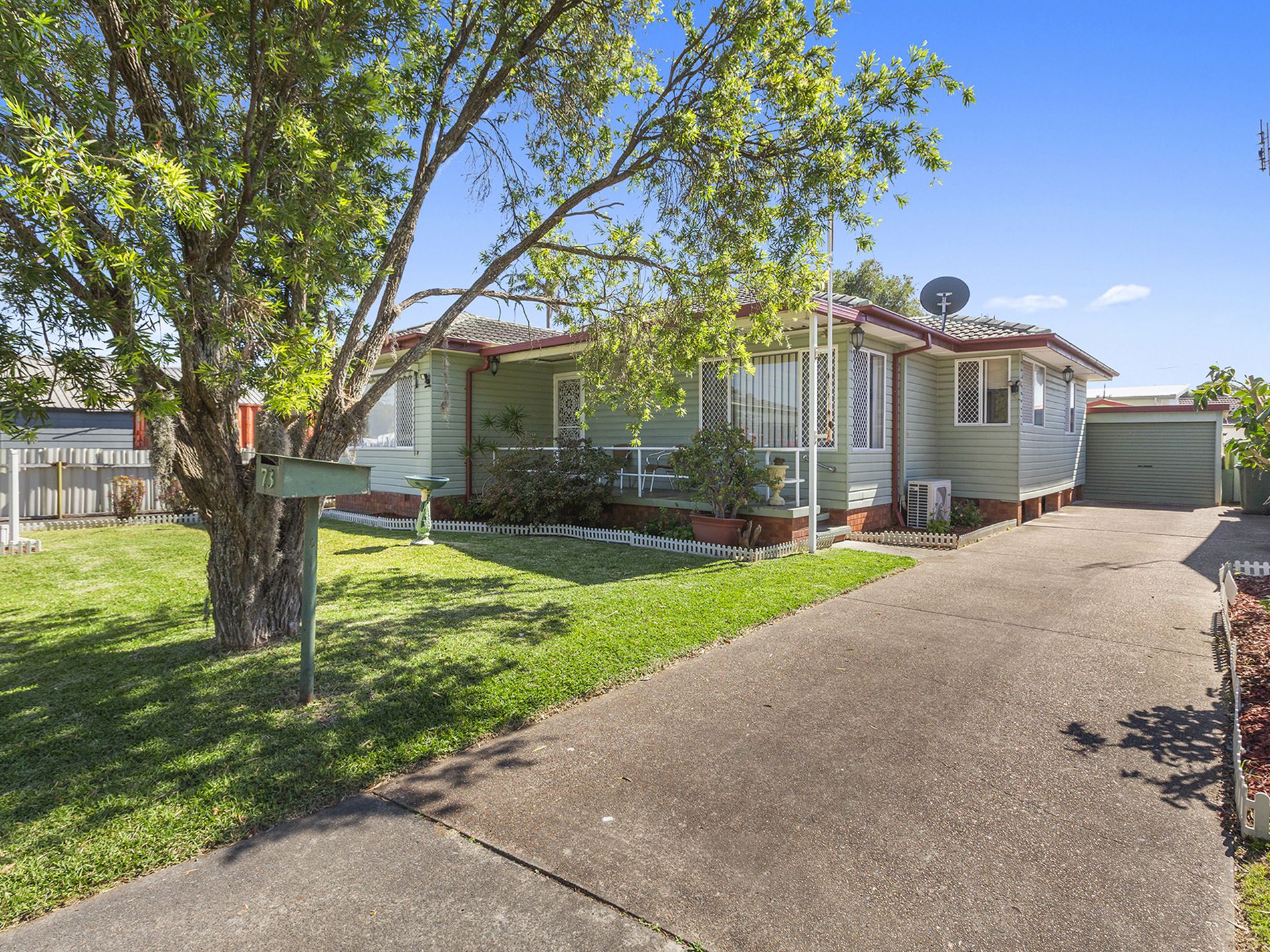 73 Fourth Street, Boolaroo