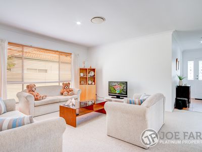 4 Herington Close, Arundel