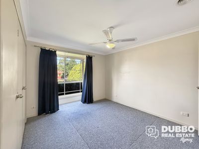 7 Kestrel Close, Dubbo