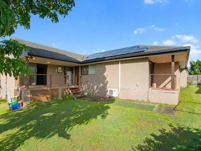9 Rochester Dr, Mount Warren Park