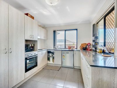 45 Stringybark Street, Regents Park