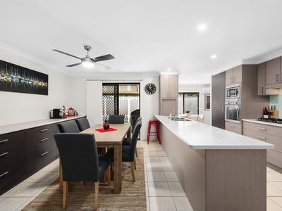 35 Ross Place, Wakerley