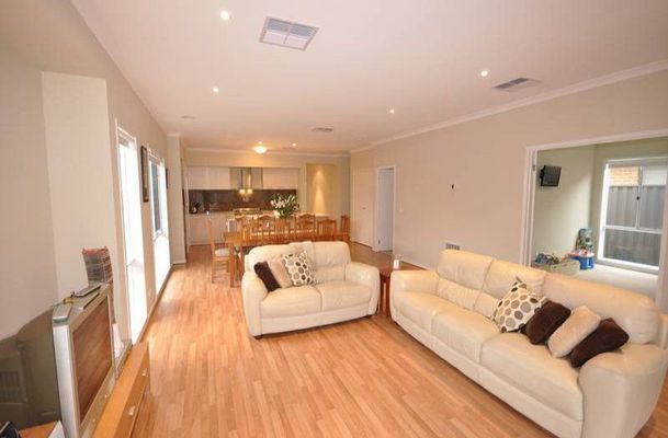 24 Cradlemountain Drive, Craigieburn