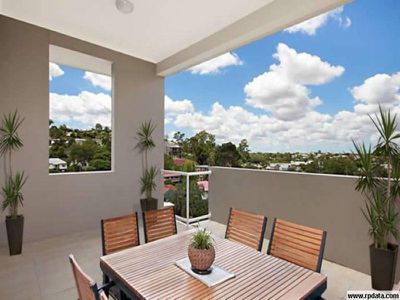 12 / 7 Selbourne Street, Mount Gravatt East