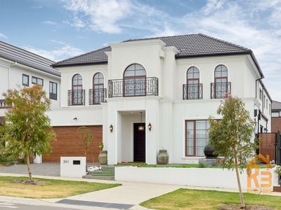 261 Honour Avenue, Clyde North