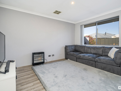 16 Wistow Drive, Aveley
