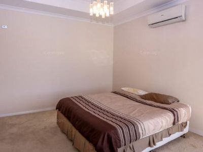 6 HOLYWELL STREET, South Bunbury