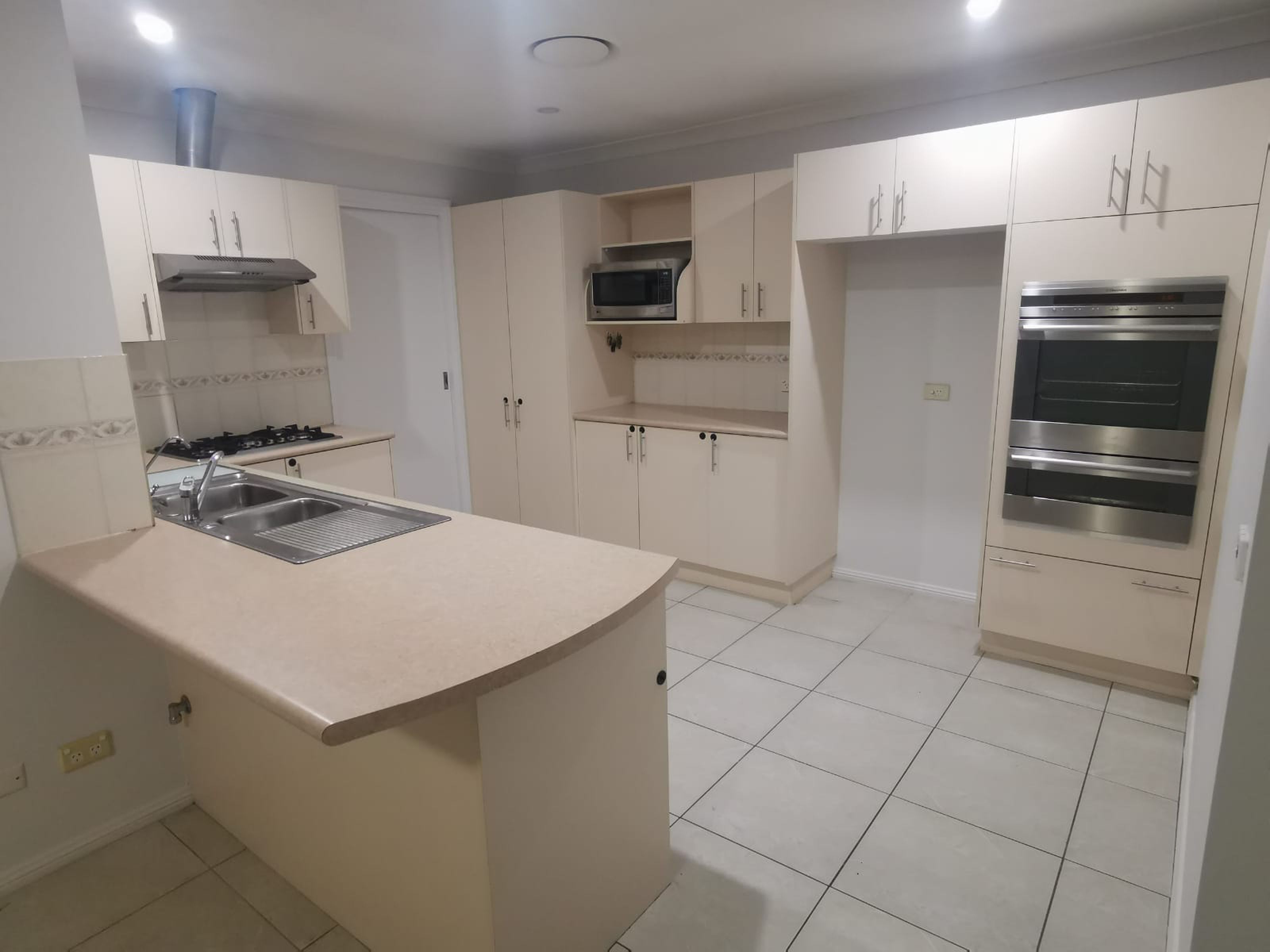 59 Thompson Crescent, GLENWOOD