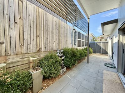 17 / 1 Links Court, Urraween