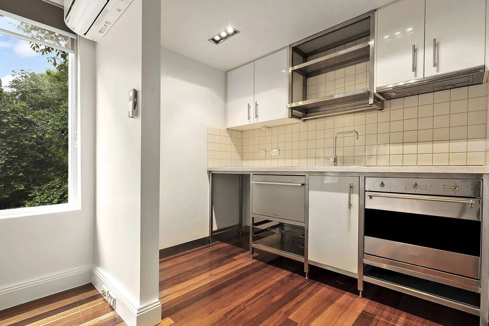 4 / 5 McGrath Court, Richmond