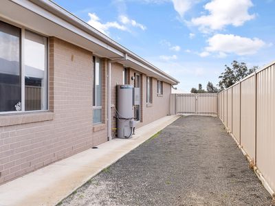 11 FRENCH TERRACE , Wodonga