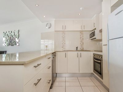 2 Nineteenth ave, Palm Beach